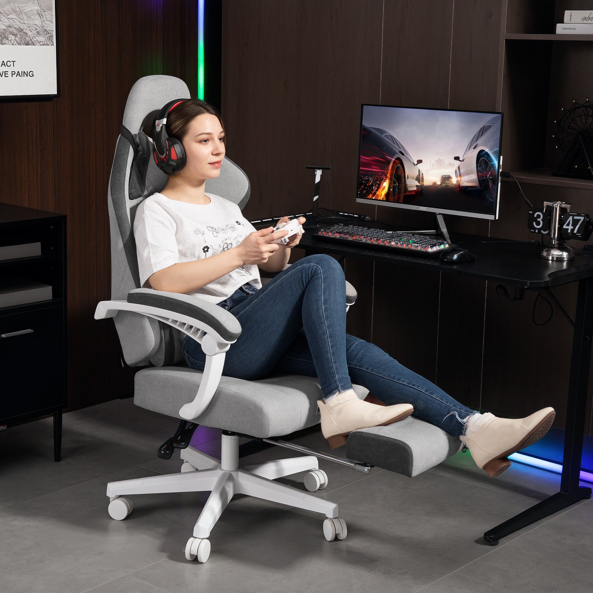 HOMCOM Ergonomic High Back Gaming Chair for Adults, Printed Velvet Computer Recliner Chair with Footrest, Lumbar Support, Adjustable Height and 360√Ç¬∞ Swivel Seat for Office or Gaming, Grey