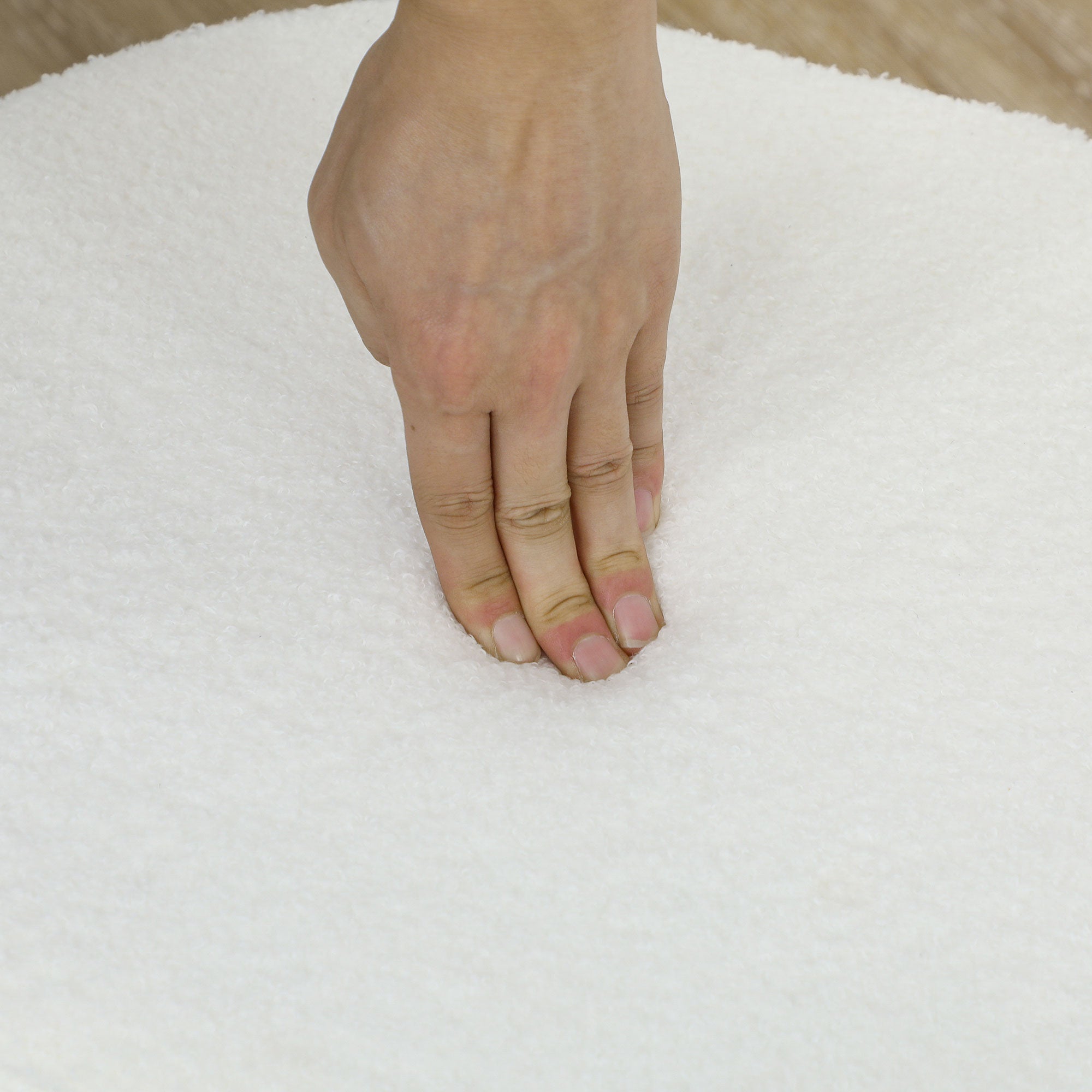 HOMCOM Set of Four Boucle Dining Chairs - White