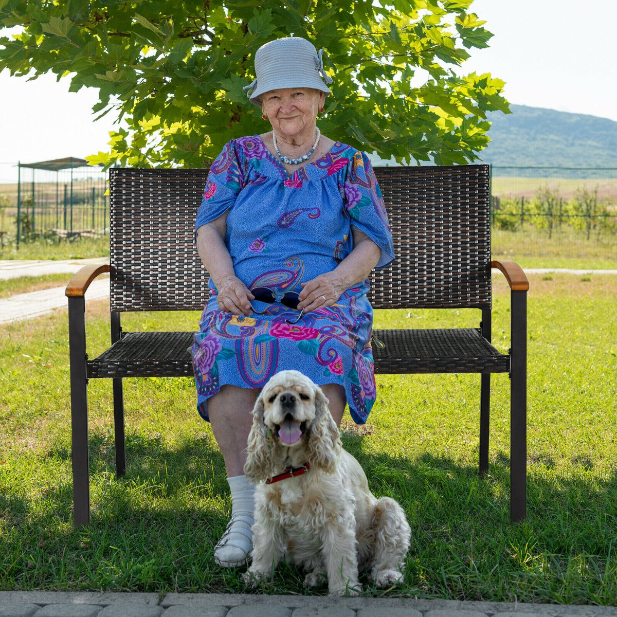 2 Seater Wicker Leisure Loveseat with Acacia Wood Armrests
